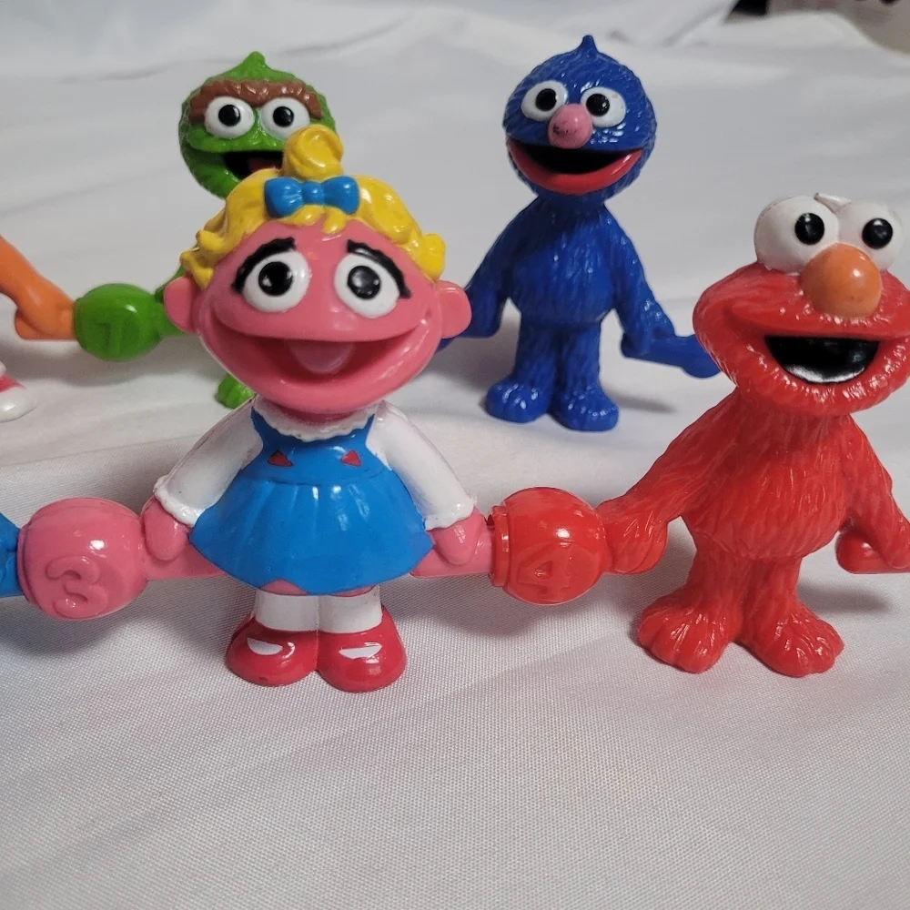 Vintage Sesame Street Friends Pop Together Figures Set Of 8 1994
